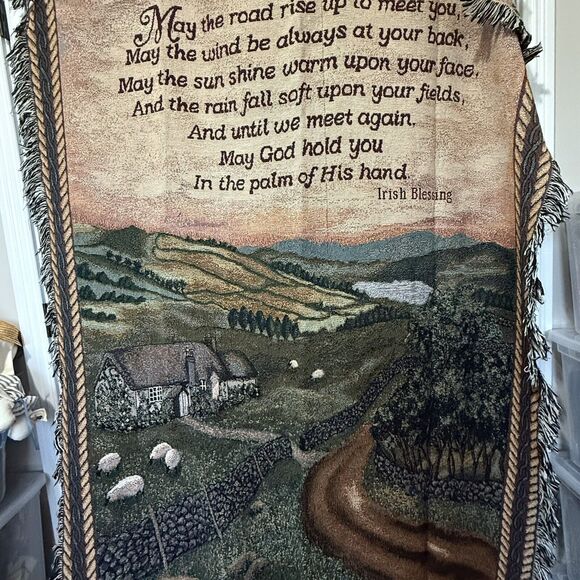 Irish Blessing Woven Tapestry Throw 50" X 70" with Celtic corner Knot Design - Picture 6 of 13